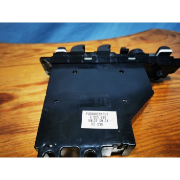Блок управління склопідйомниками YUD000291PUY 6925696 HW.01 SW.04, Land Rover Range Rover 3 Блок управління склопідйомниками YUD000291PUY 6925696 HW.01 SW.04, Land Rover Range Rover 3